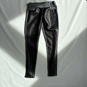 Modno Stylish Gray Leggings with black faux leather front panel Size S INV25/338